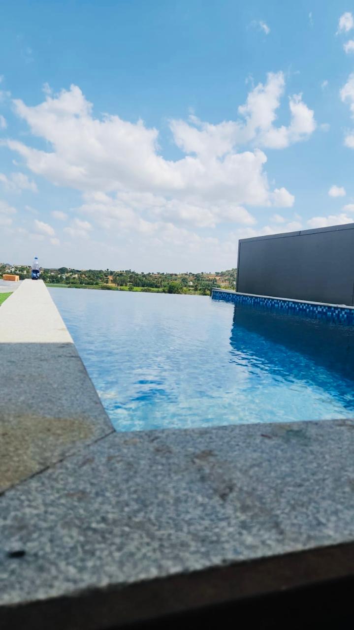 Rooftop Agua pool